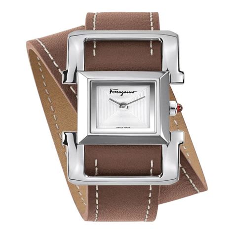 reloj salvatore ferragamo para dama en acero inoxidable vistas chapa